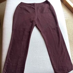 St John’s Bay Suede Feel Pants Sz 16
